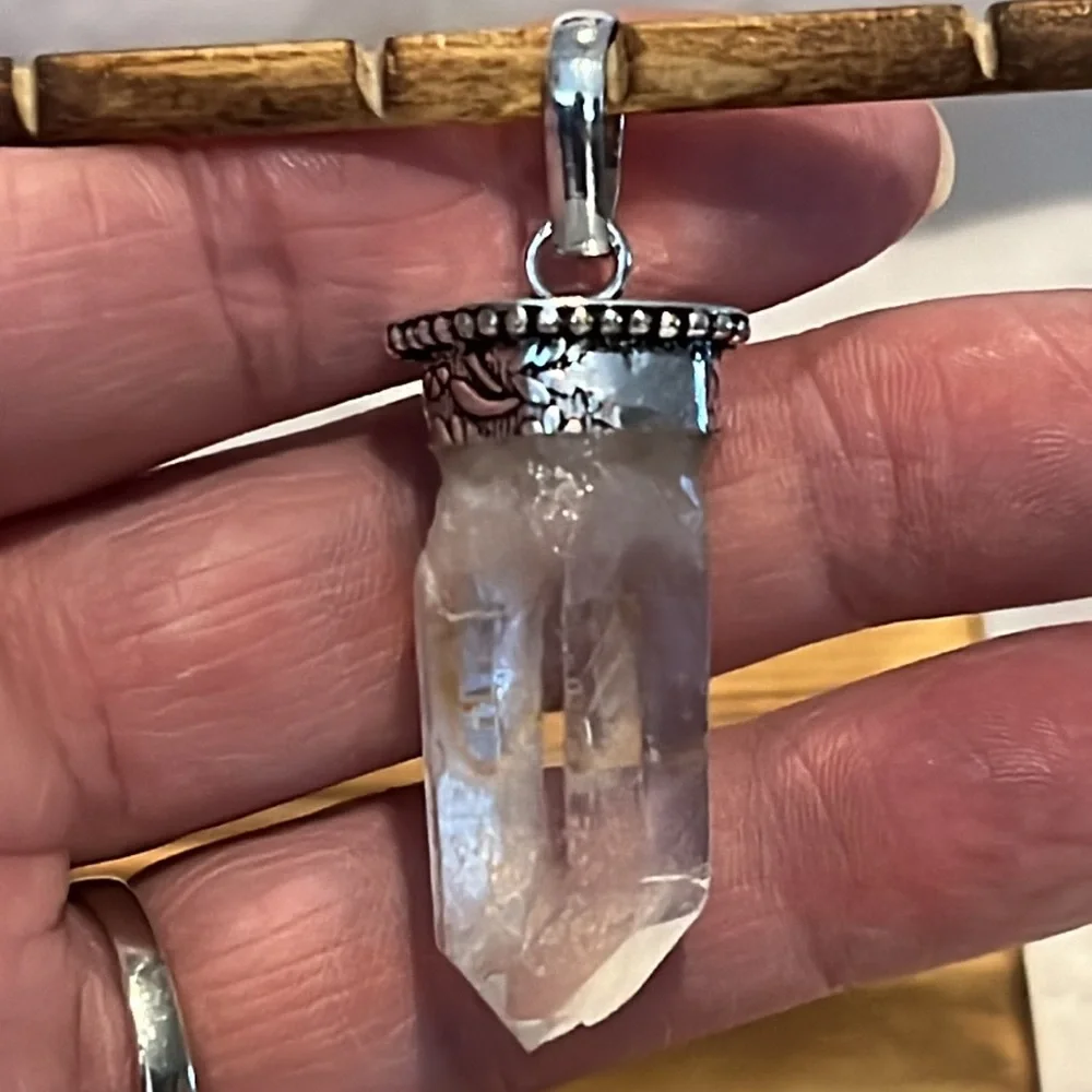 #604 Rough Clear Crystal Quartz Handcrafted Pendant NWOT - Picture 4 of 12